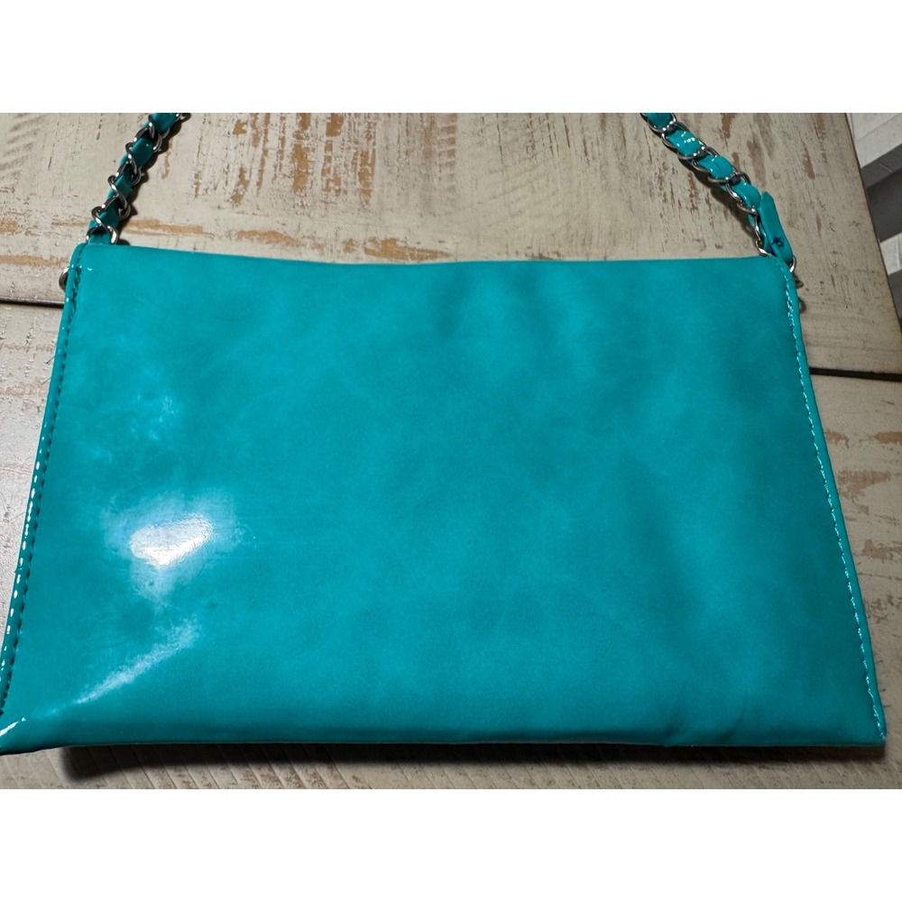 VTG Cache Turquoise Teal Patent Envelope Clutch Bag Silver Chain Strap Turn Lock - Picture 4 of 5
